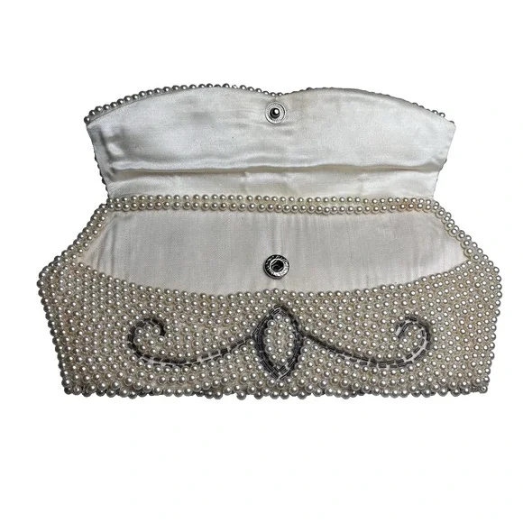 Vintage Pearl Beaded Clutch Handmade Japan Mid Century 8x4 Ivory Butterfly Snap - Picture 3 of 16